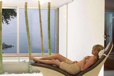 Wellness Keramik Bild 1